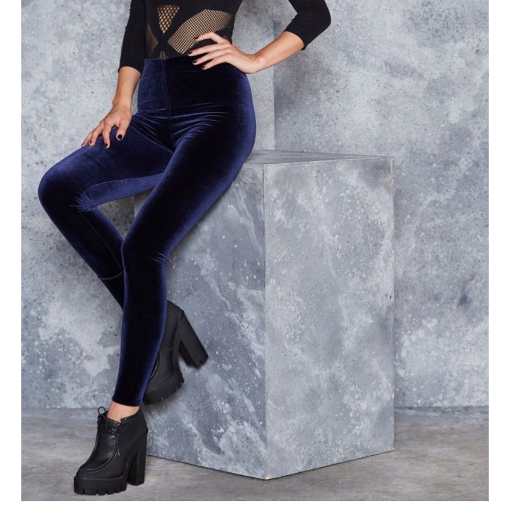 NWOT Velvet Deep Blue HW Leggings  -LIMITED